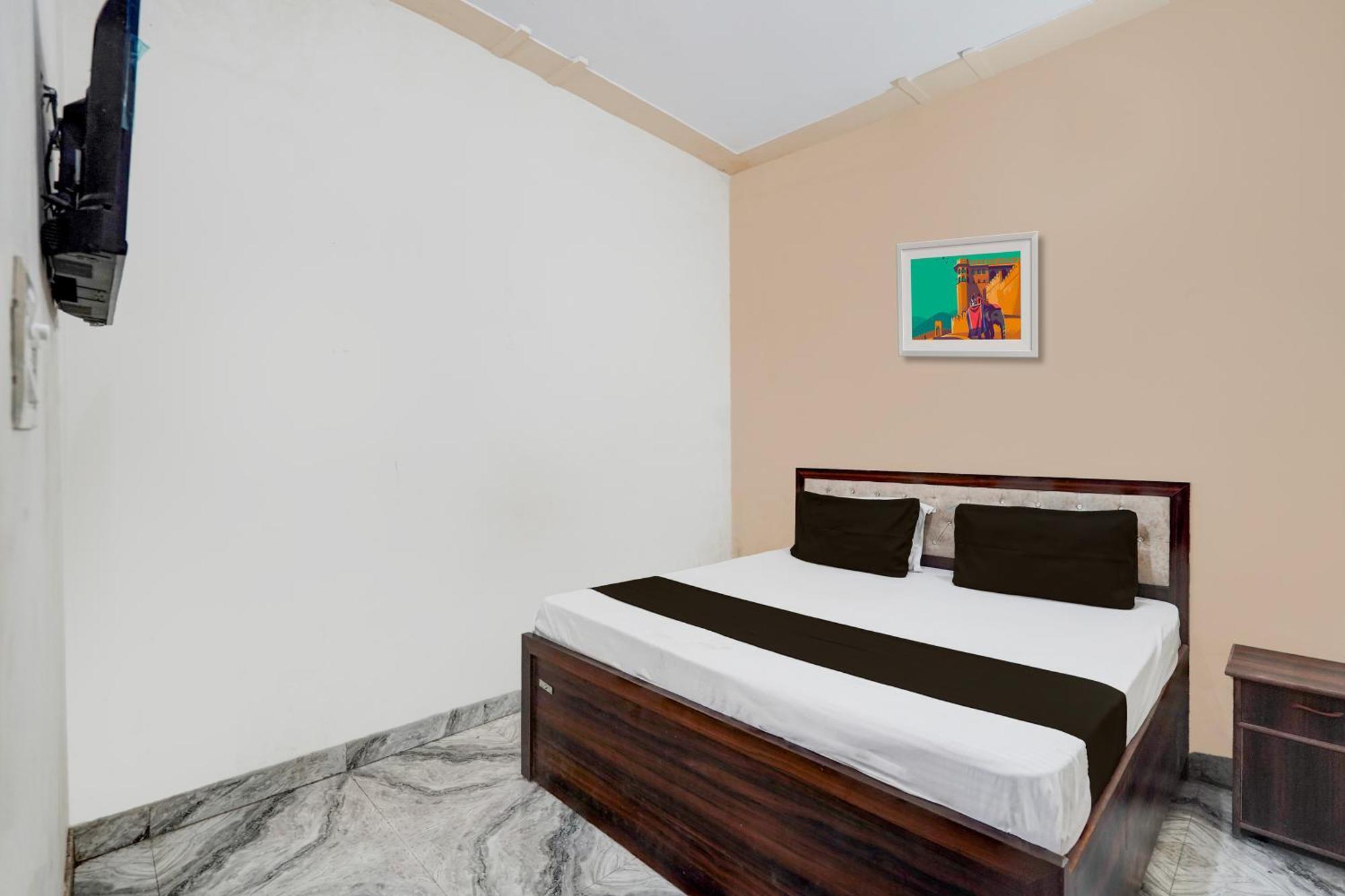 Oyo Hotel Maharaja Palace Meerut Bagian luar foto